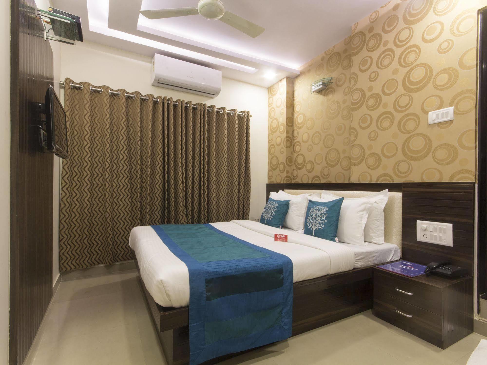 Hotel Accore Inn مومباي المظهر الخارجي الصورة