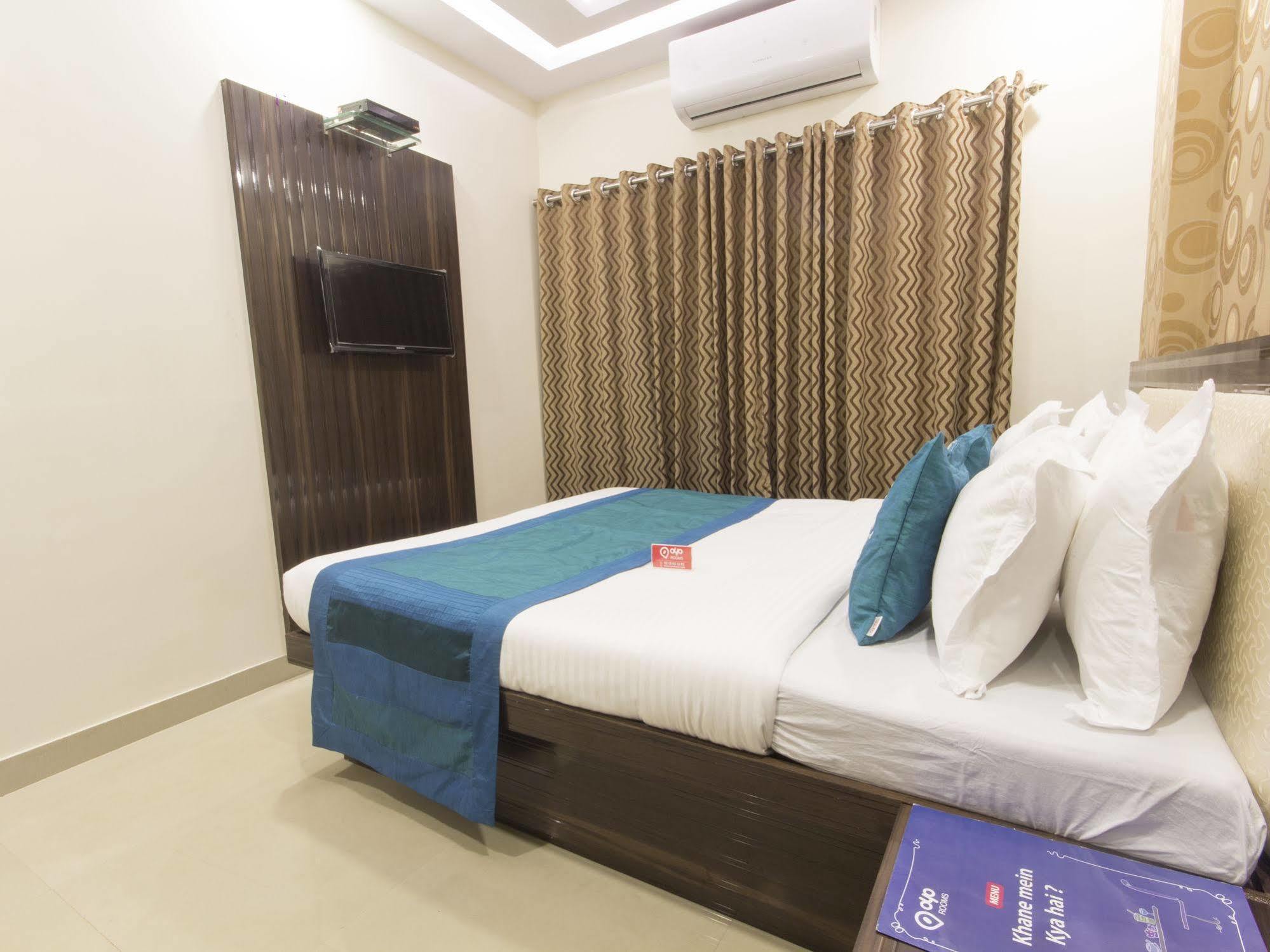 Hotel Accore Inn مومباي المظهر الخارجي الصورة